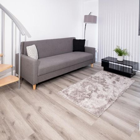 Trinity Apartments Stratford Upon Avon מראה חיצוני תמונה