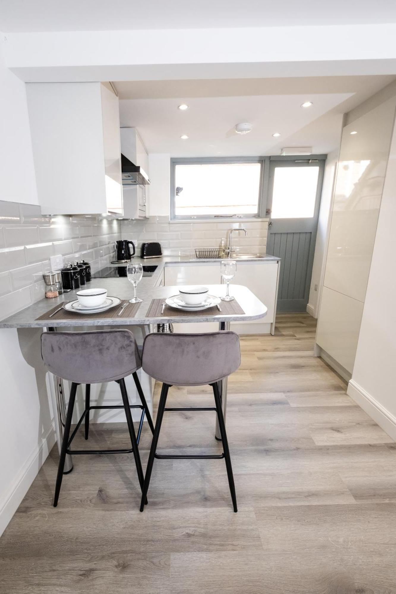 Trinity Apartments Stratford Upon Avon מראה חיצוני תמונה