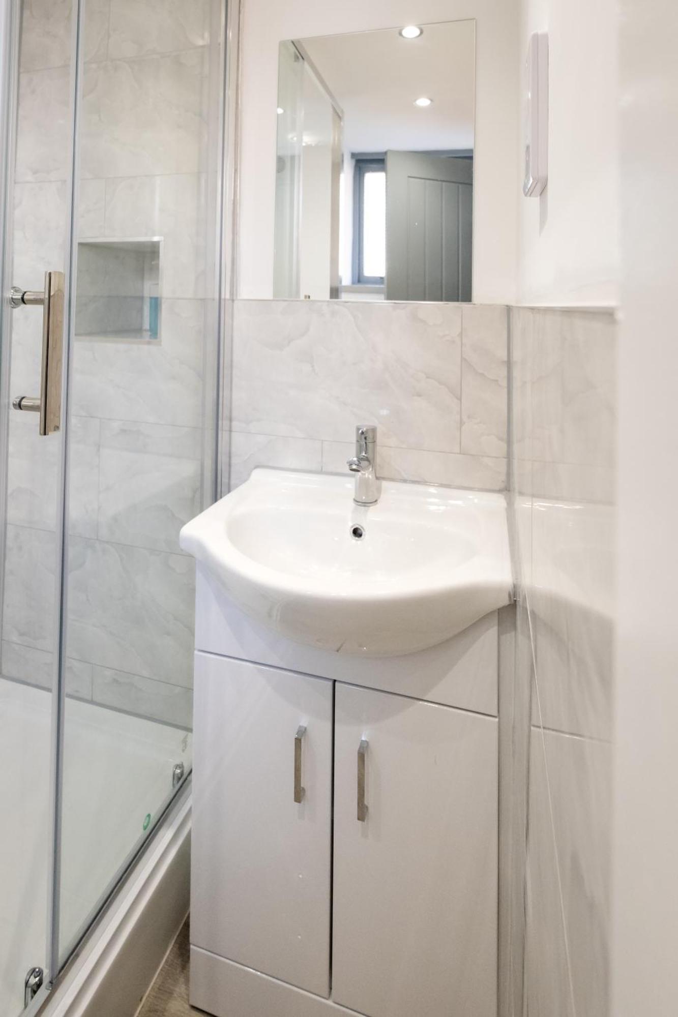 Trinity Apartments Stratford Upon Avon מראה חיצוני תמונה