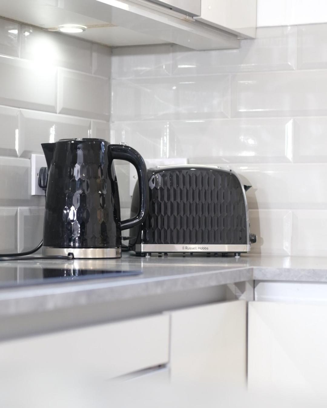 Trinity Apartments Stratford Upon Avon מראה חיצוני תמונה